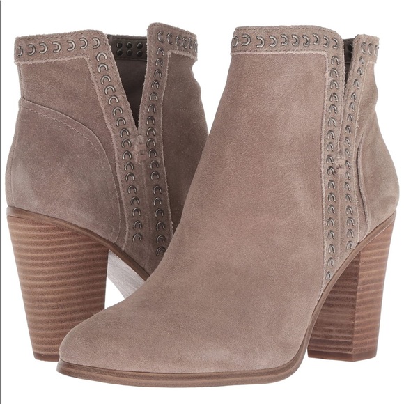 Vince Camuto Women's Finchie Ankle Boot - Picture 1 of 7